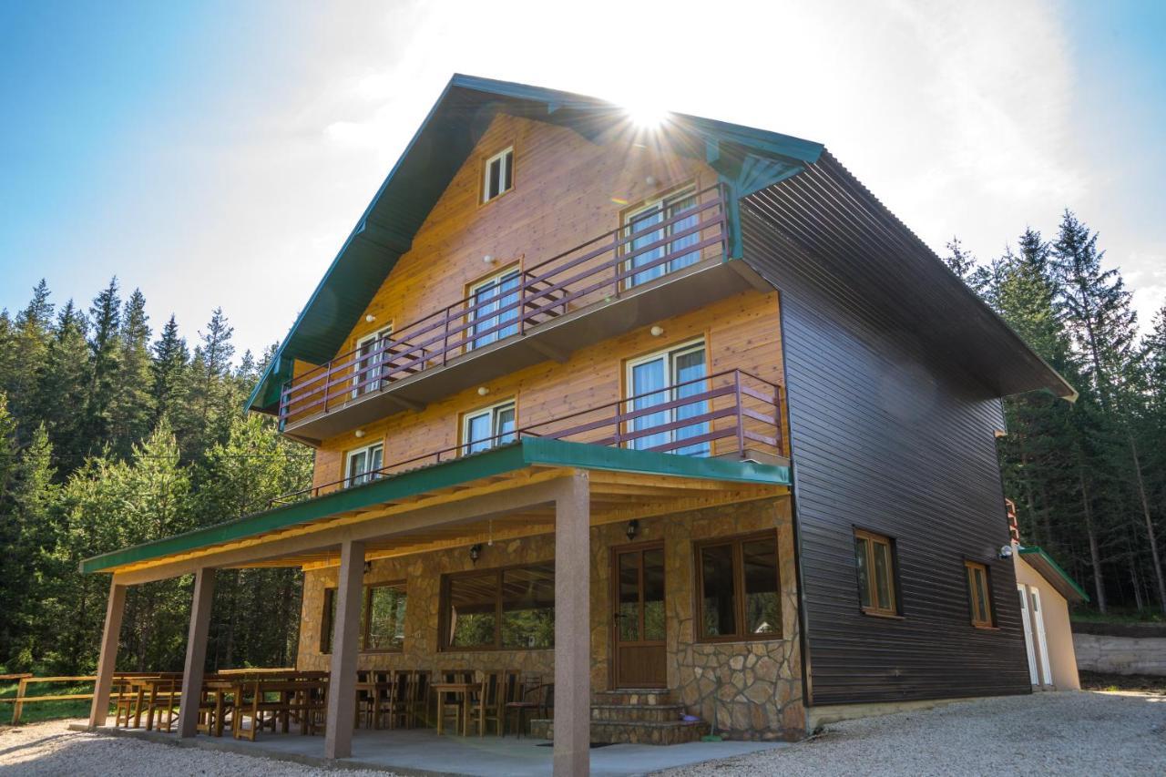 Apartmani Jezero Zabljak  Luaran gambar