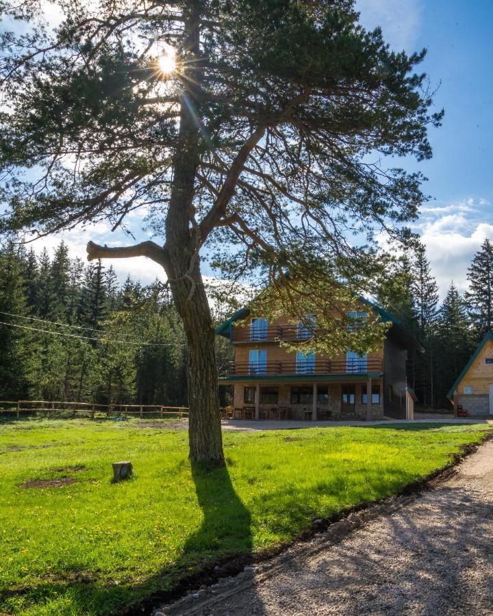 Apartmani Jezero Zabljak  Luaran gambar