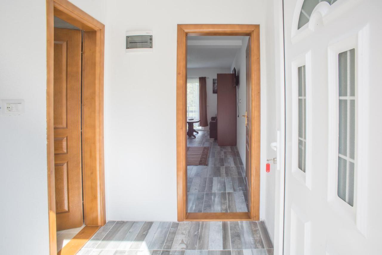 Apartmani Jezero Zabljak  Luaran gambar