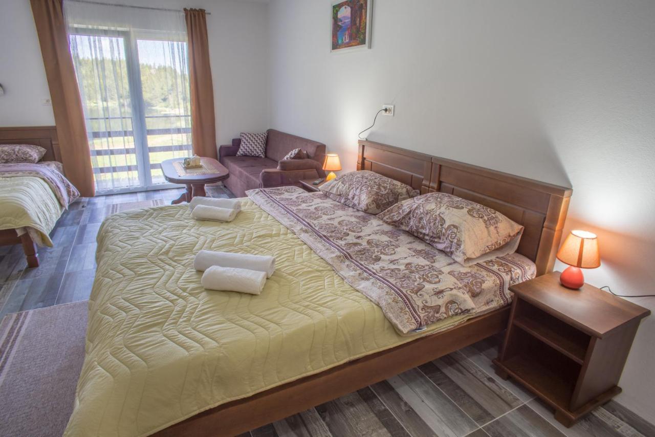 Apartmani Jezero Zabljak  Luaran gambar