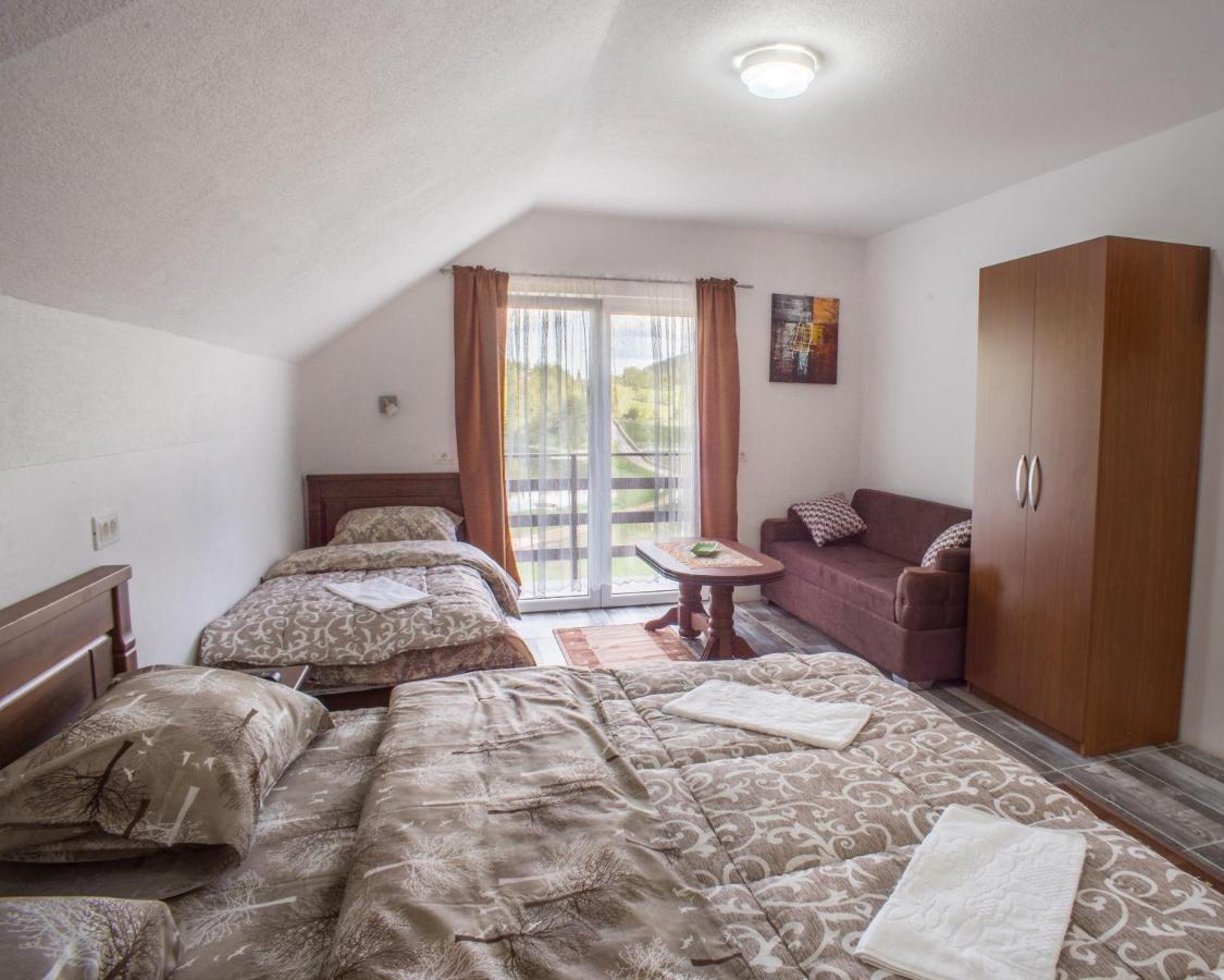 Apartmani Jezero Zabljak  Luaran gambar