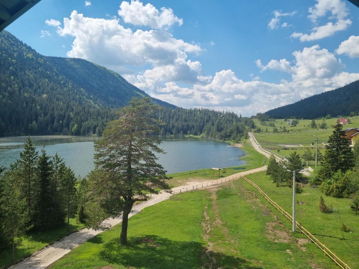 Apartmani Jezero Zabljak  Luaran gambar