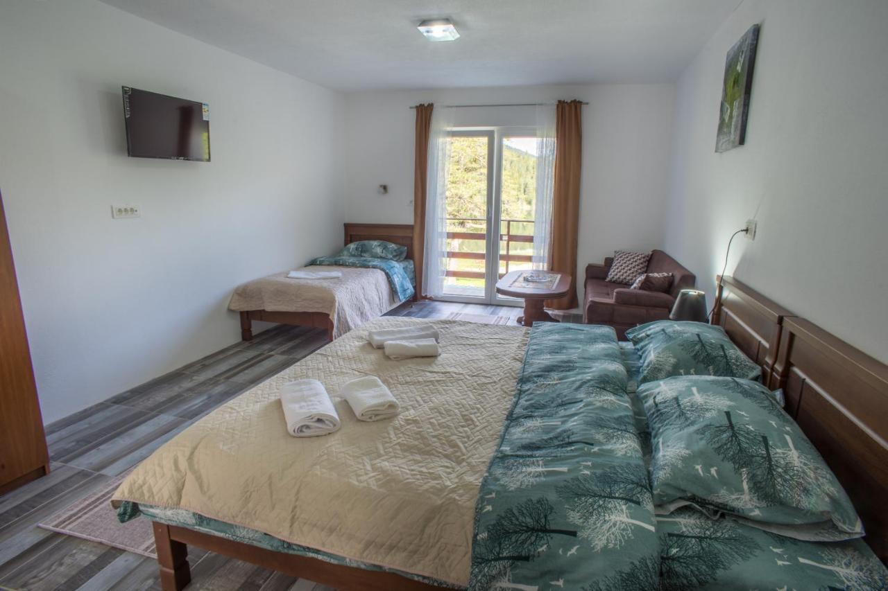 Apartmani Jezero Zabljak  Luaran gambar
