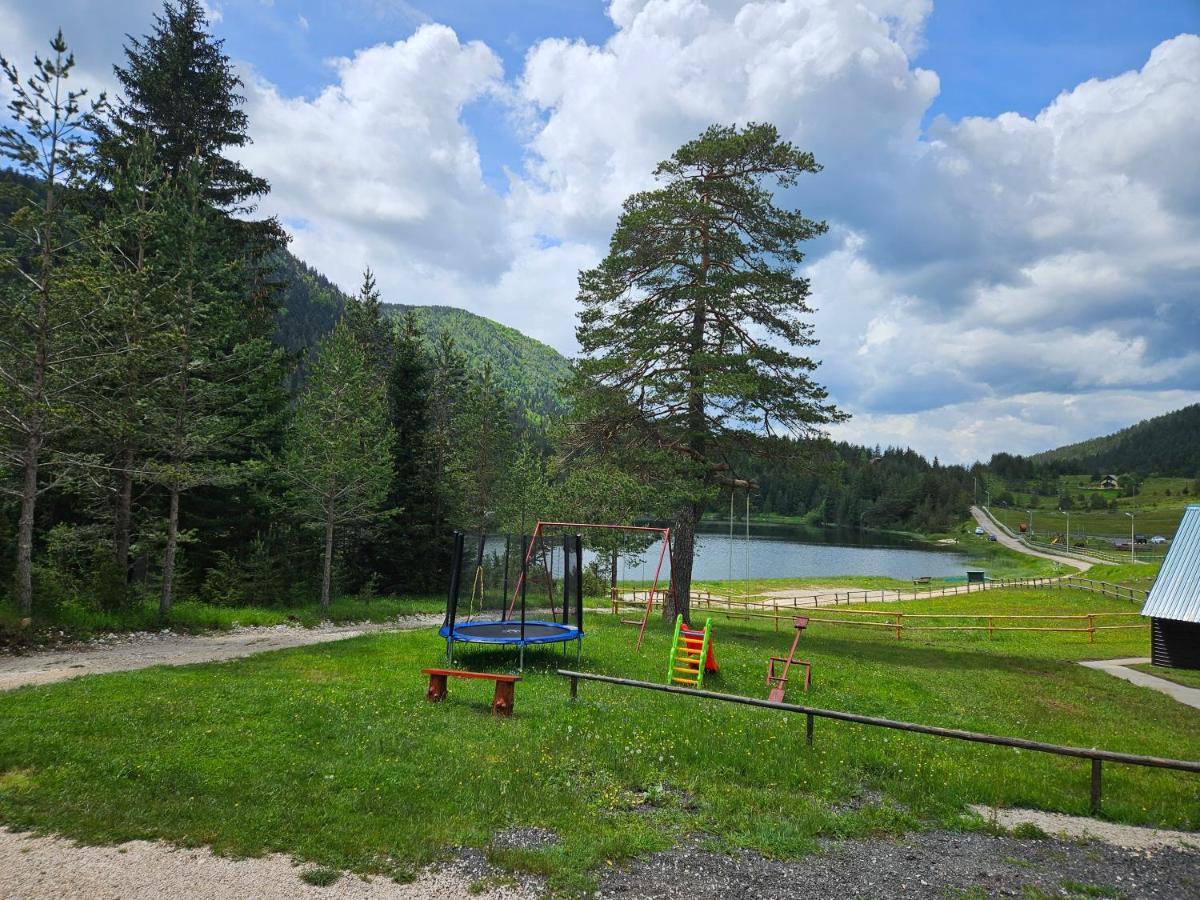 Apartmani Jezero Zabljak  Luaran gambar