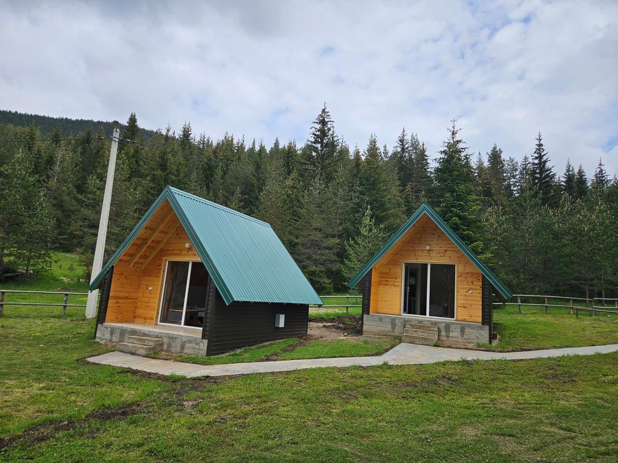 Apartmani Jezero Zabljak  Bilik gambar